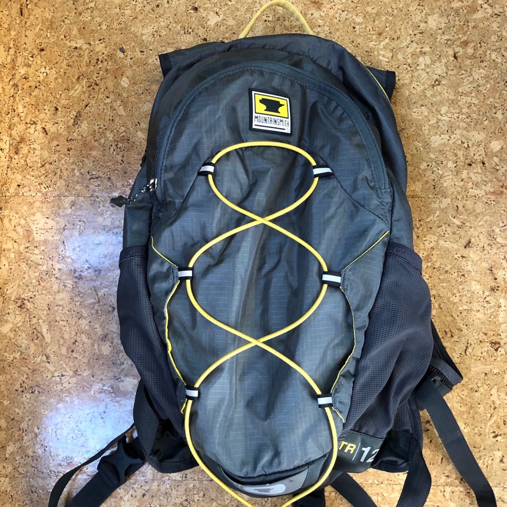 Mountain smith 12 liter backpack